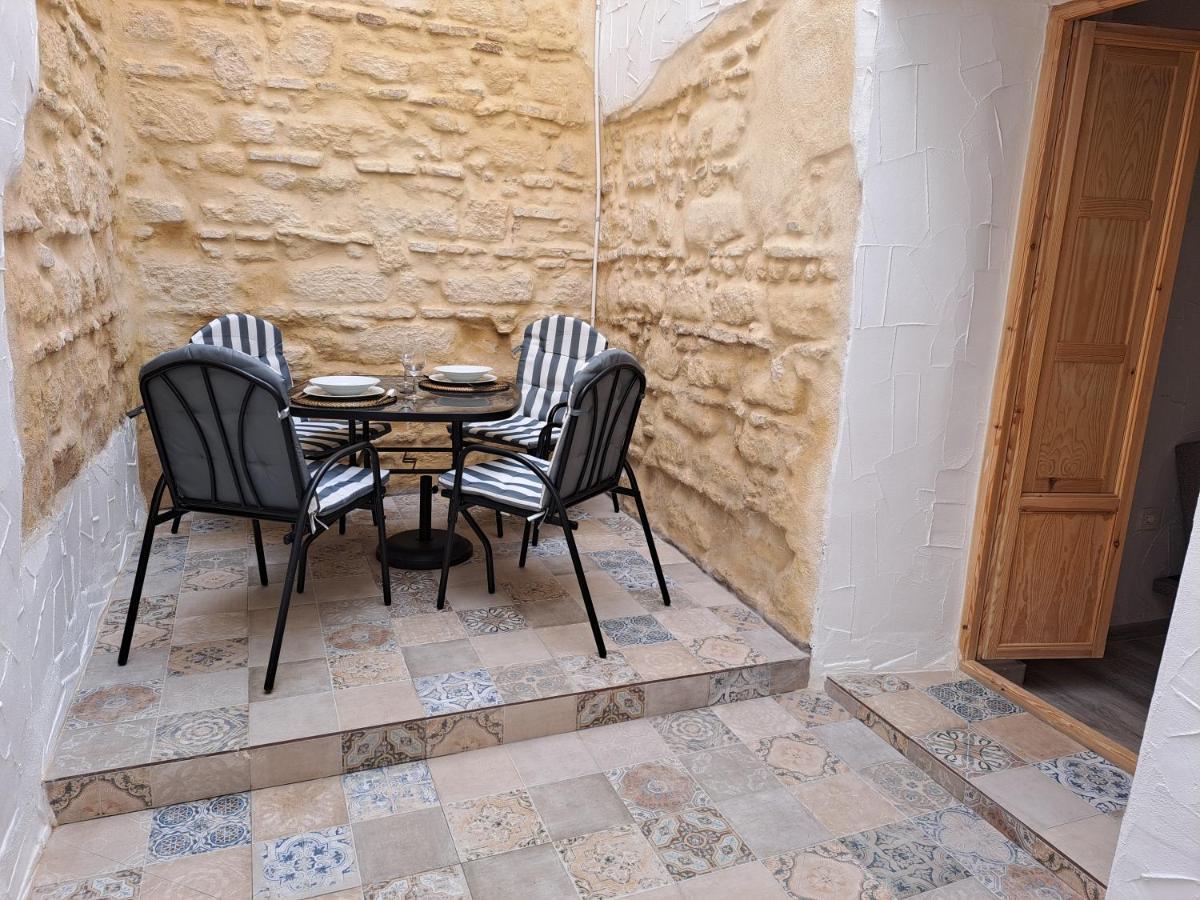 Apartamento La Zarzamora-Patio Privado Leilighet Jerez de la Frontera Eksteriør bilde