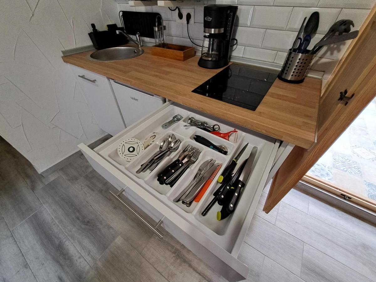 Apartamento La Zarzamora-Patio Privado Leilighet Jerez de la Frontera Eksteriør bilde