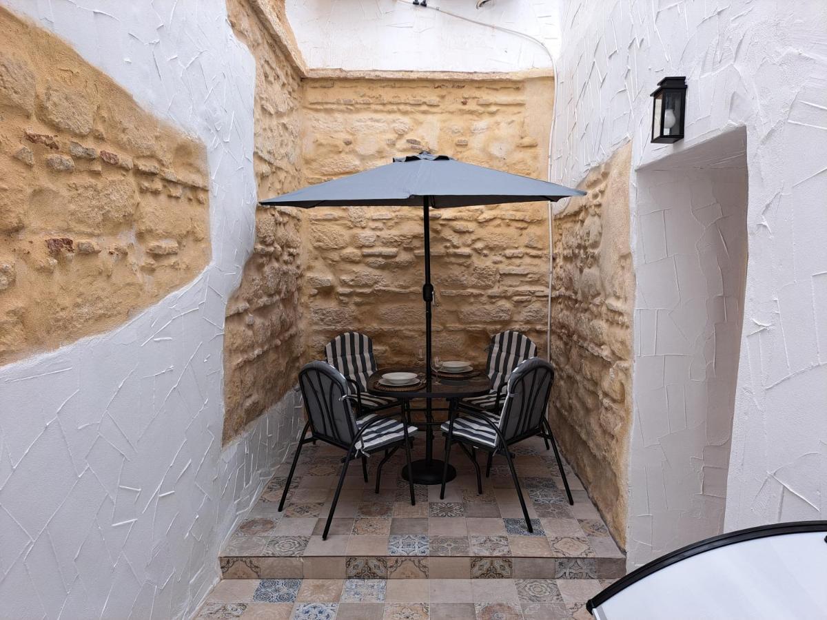 Apartamento La Zarzamora-Patio Privado Leilighet Jerez de la Frontera Eksteriør bilde